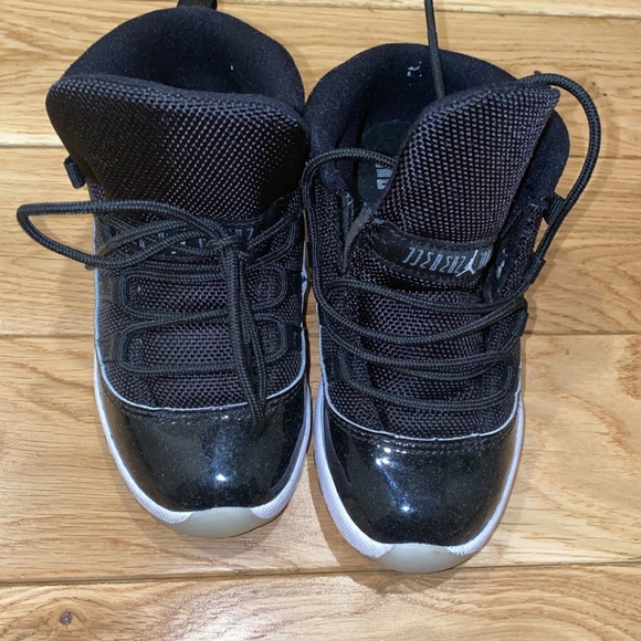 Jordan retro 11 jubilee - Picture 4 of 4